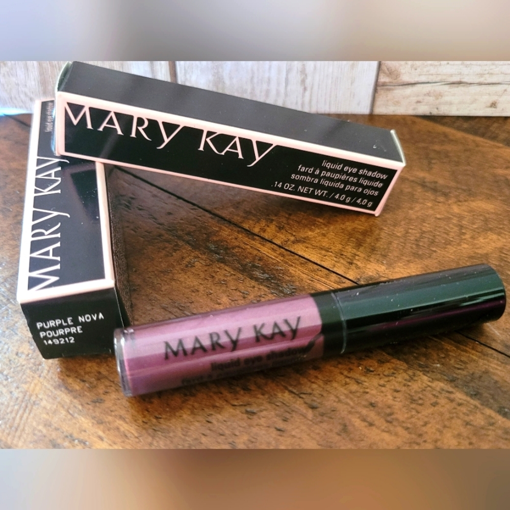 Mary Kay Liquid Eyeshadow ~ Purple Nova NEW!